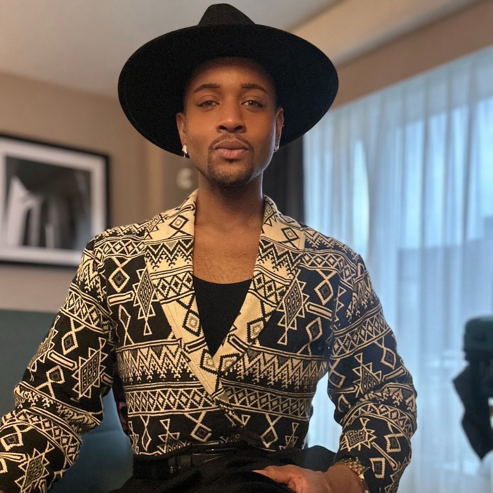 Meet your Posher, Rico